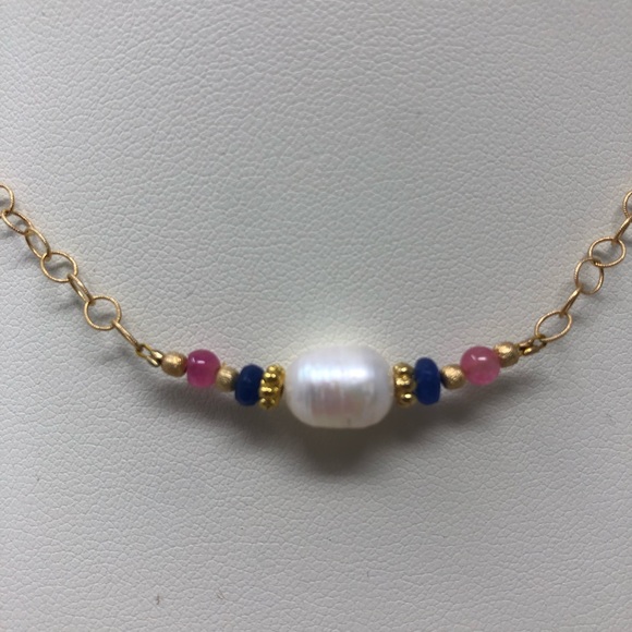 Gold Filled Pearl & Crystal Necklace - Picture 3 of 6